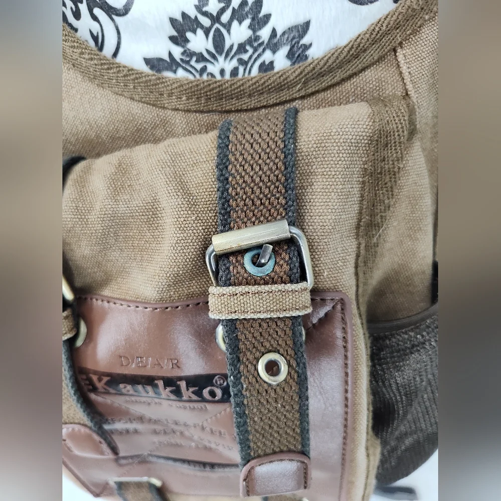Kaukko Brown Canvas Messenger Cross Body Bag